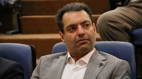 تاکید مدیر گروه بیماری های چشم دانشگاه بر ضرورت حفظ میراث علمی و اخلاقی قطب علمی چشم‌پزشکی 